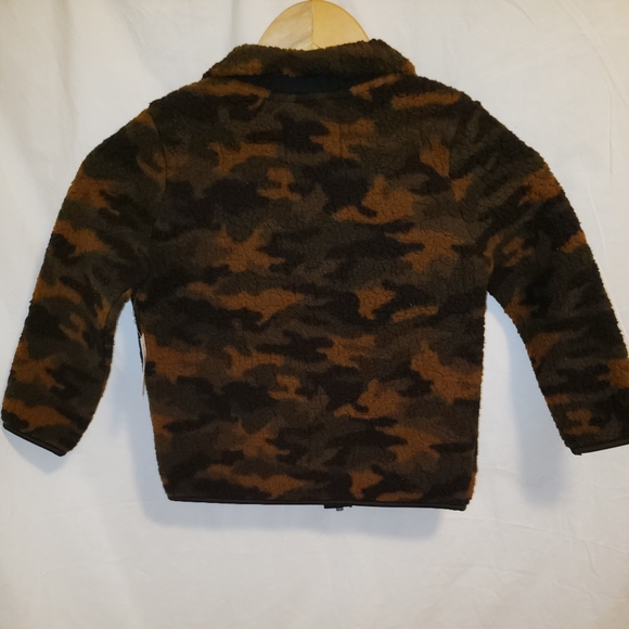 (NWT) Old Navy Camo Fleece Jacket - Picture 4 of 5